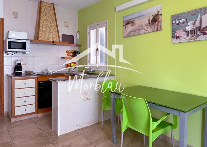 Ξενοδοχείο με διαμερίσματα Ses Orenetes Cala'N Blanes (Menorca)